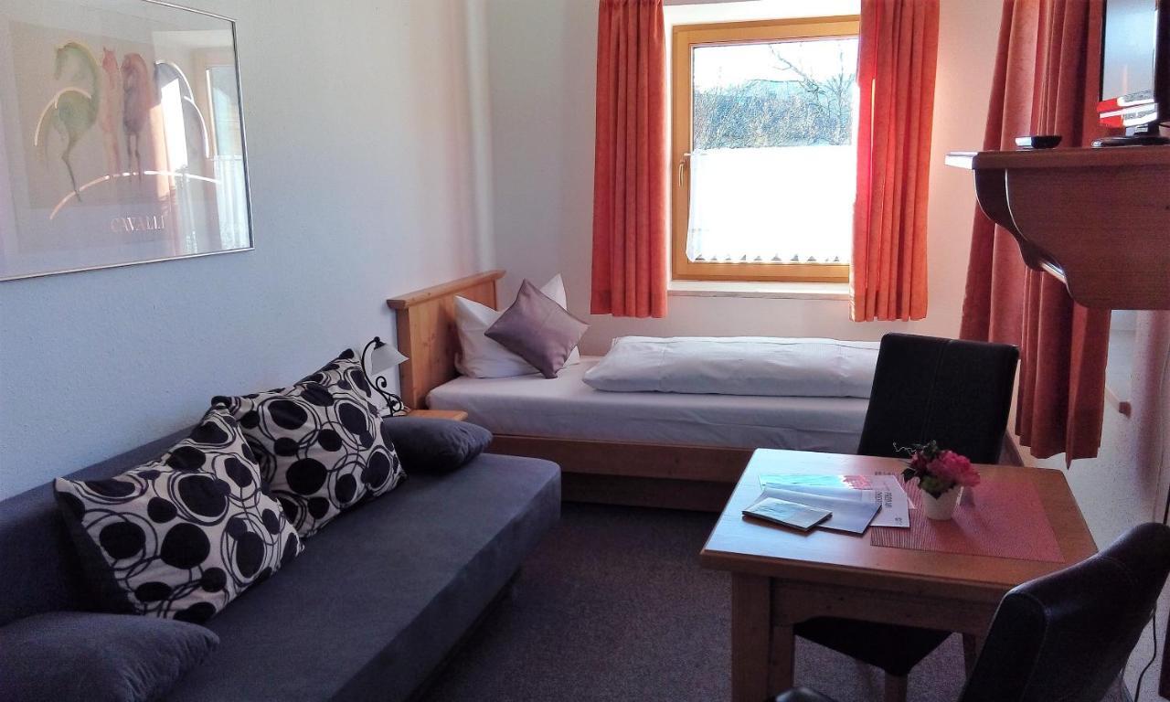 Hotel Pension Lindenhof Prien am Chiemsee Buitenkant foto