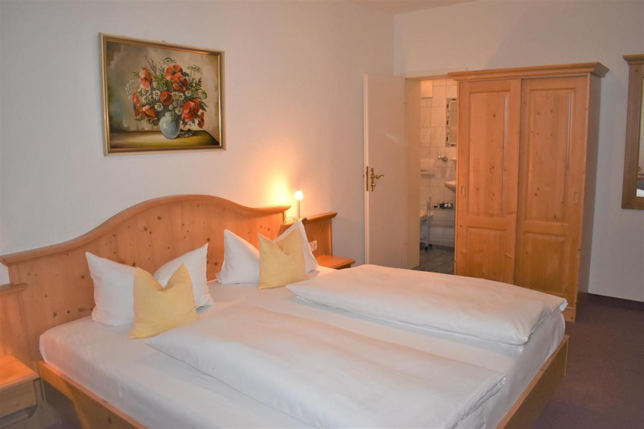 Hotel Pension Lindenhof Prien am Chiemsee Buitenkant foto