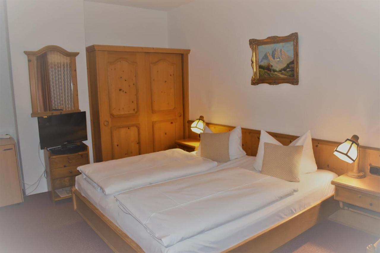 Hotel Pension Lindenhof Prien am Chiemsee Buitenkant foto