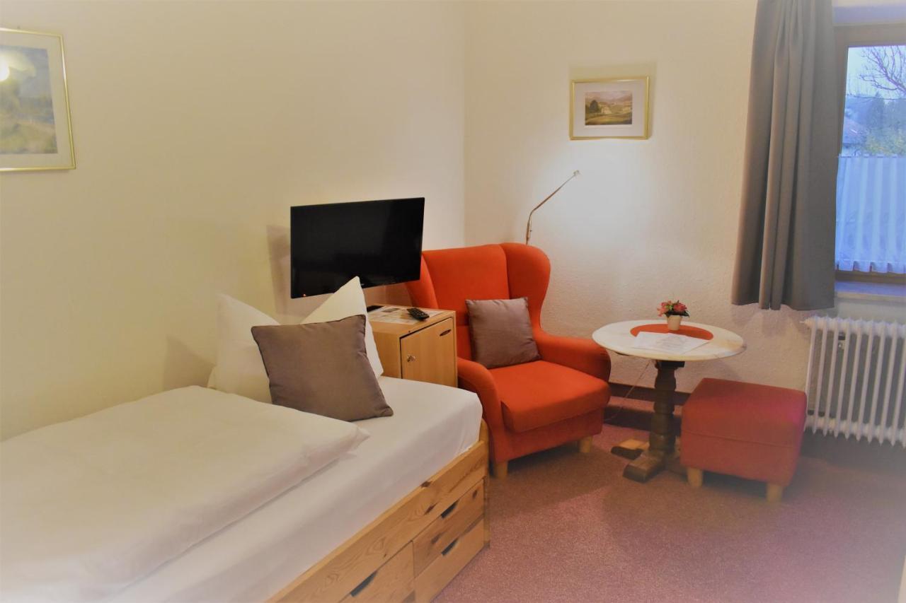 Hotel Pension Lindenhof Prien am Chiemsee Buitenkant foto