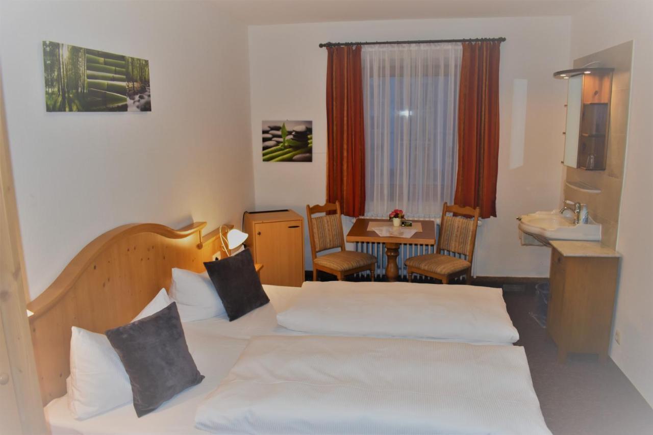 Hotel Pension Lindenhof Prien am Chiemsee Buitenkant foto